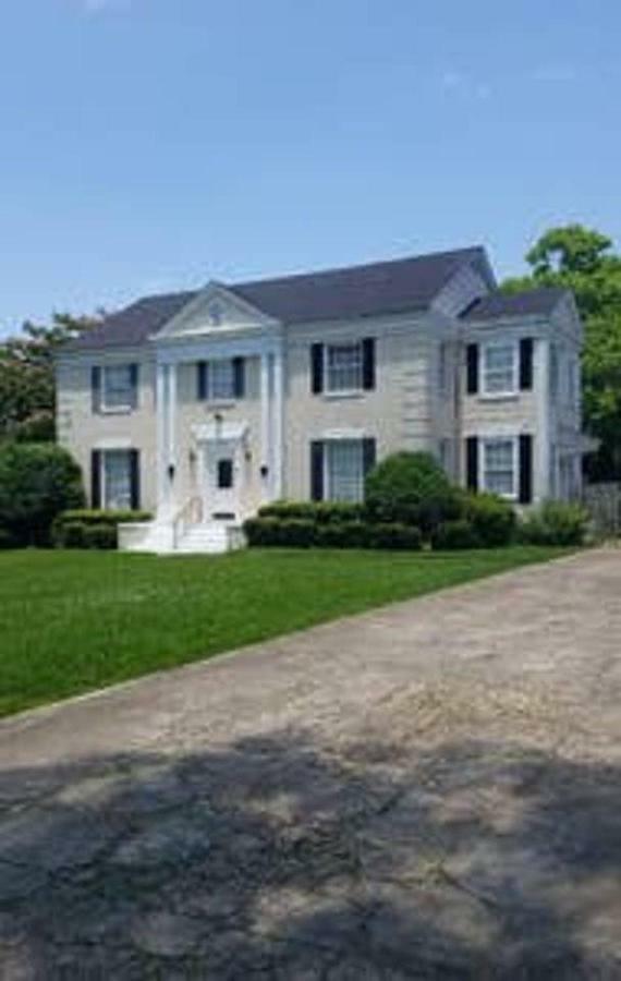 2 Bedroom Sleeps 6 Spacious Luxury Apartment 79 Montgomery Exterior photo
